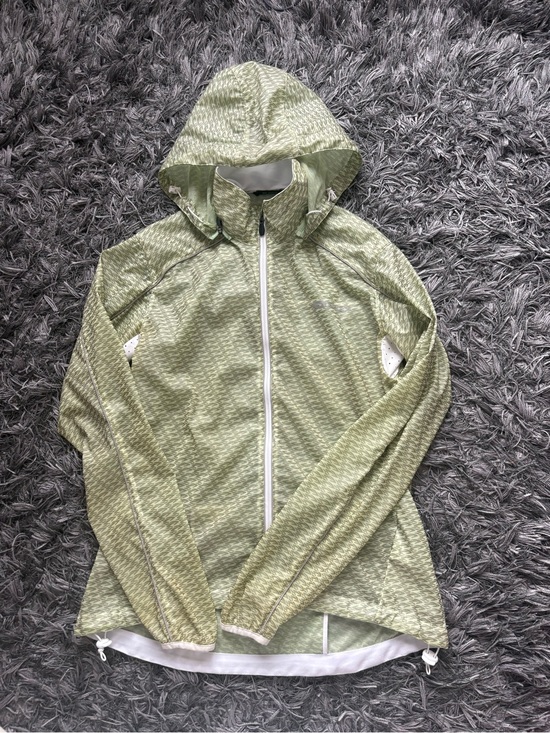 SUGOI Jackets & Blazers - Sugoi women's Hydrolite jacket